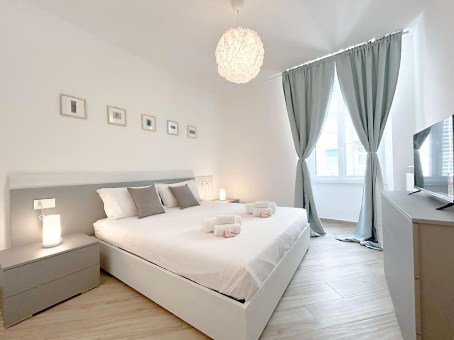 Apartmán Lusso In Centro Storico - Wifi - Ac Savona Exteriér fotografie