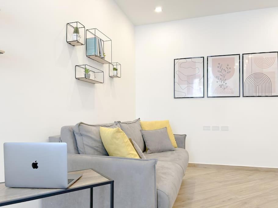 Apartmán Lusso In Centro Storico - Wifi - Ac Savona Exteriér fotografie